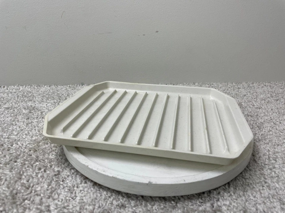 Nordic Ware Compact Bacon Rack Durable High Density Plastic Made in USA White - Изображение 2 из 4