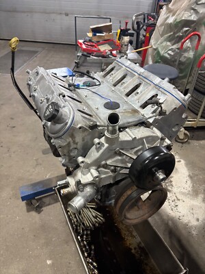 Hummer H2 Motor LQ4 6.0 Ltr überholt im AT