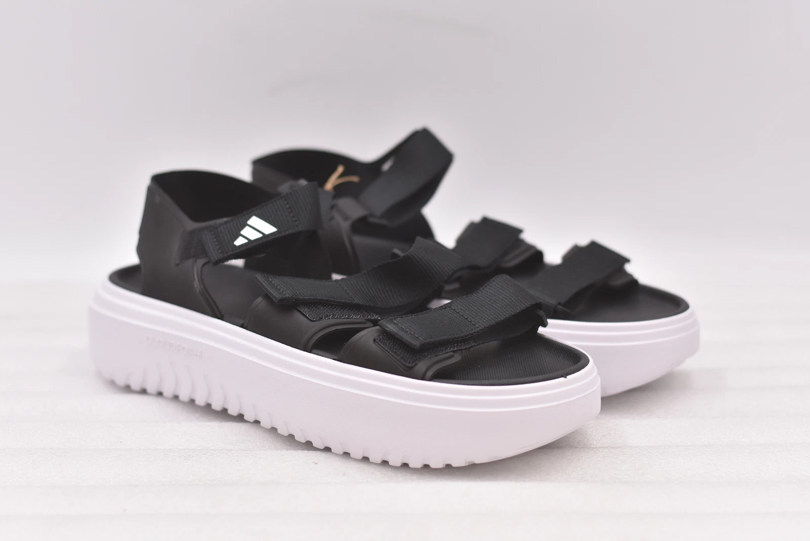 Women's Adidas Slyn Platform Sandals in Black/White Size 11 JI4324