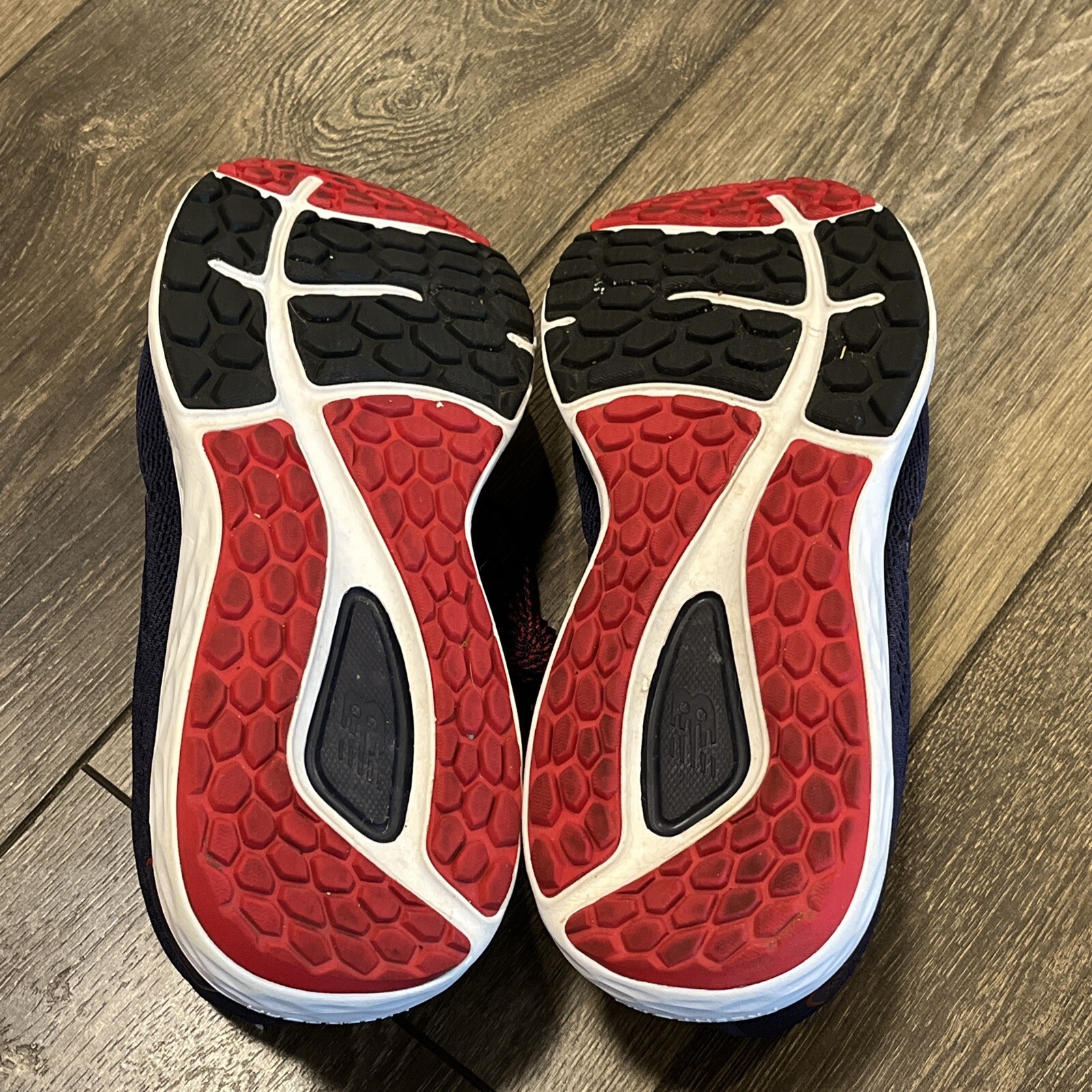 New Balance Mens M680LN7 Navy Running Walking Shoes Size 9 Wide 4E Fresh Foam eBay