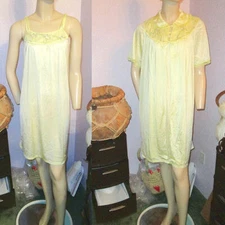 Vtg Nightgown & Robe Peignoir Set Size M Satin 2 Piece Lace Embroidered 60s