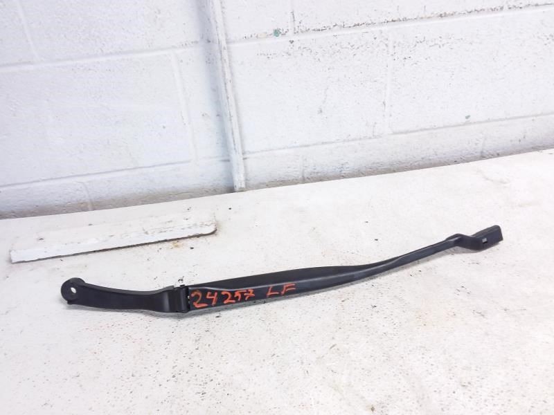 Maserati Ghibli 2020 Front Left Wiper arm