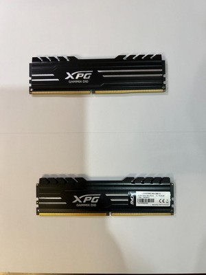 XPG GAMMIX D10 DDR4 3000MHz CL16 Gaming RAM 8GBx2