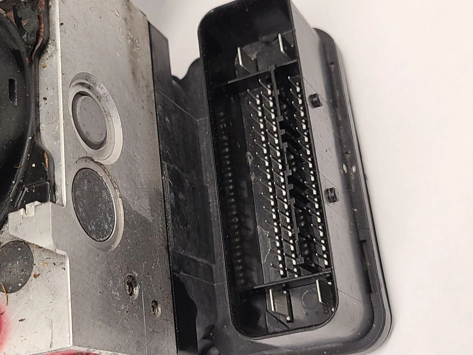 2010 - 2013 JEEP COMPASS conjunto de peça de freio antibloqueio sem assistência de colina  - Imagem 4 de 4