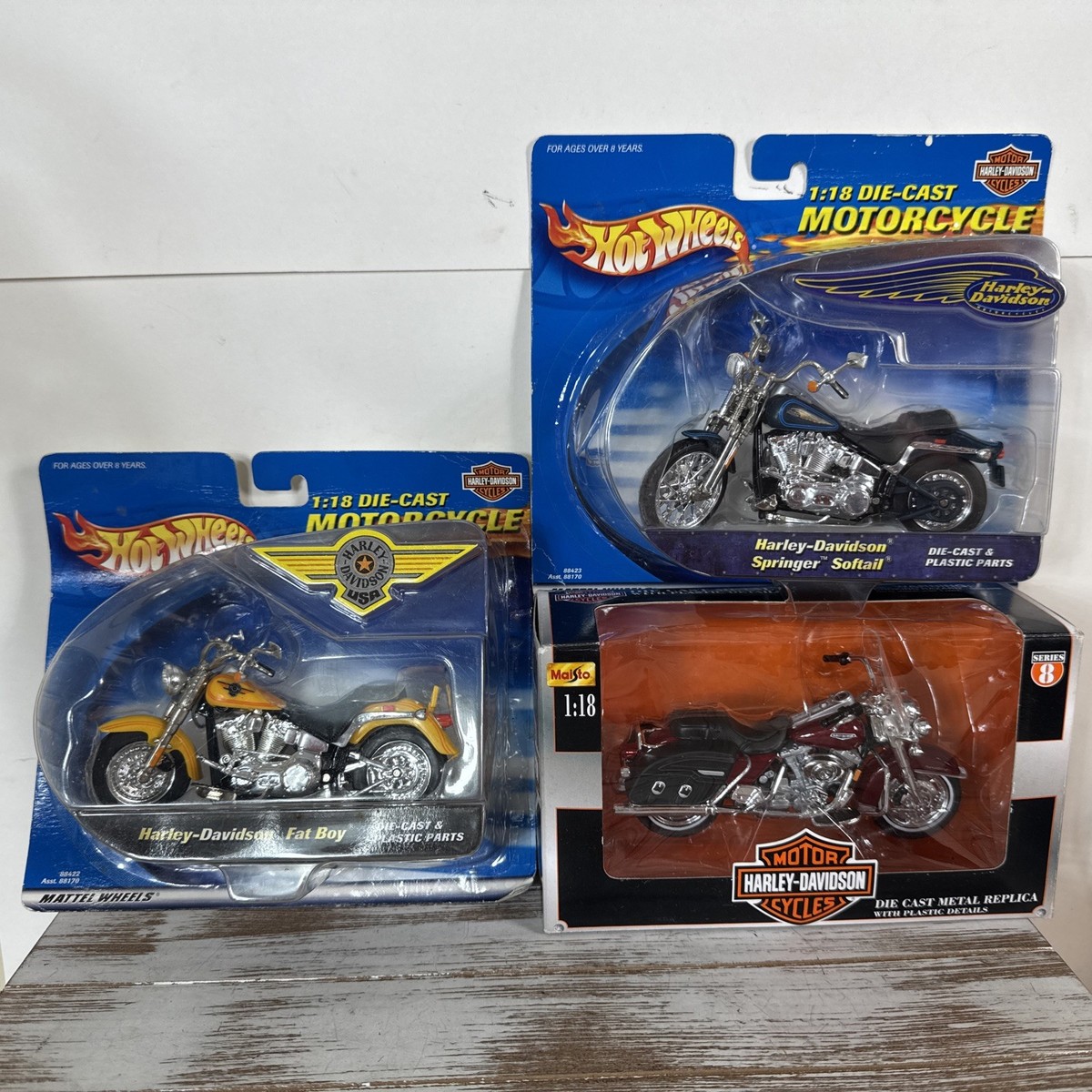Vtg Hot Wheels & Harley Davidson 1:18 Die Cast Motorcycles 2000