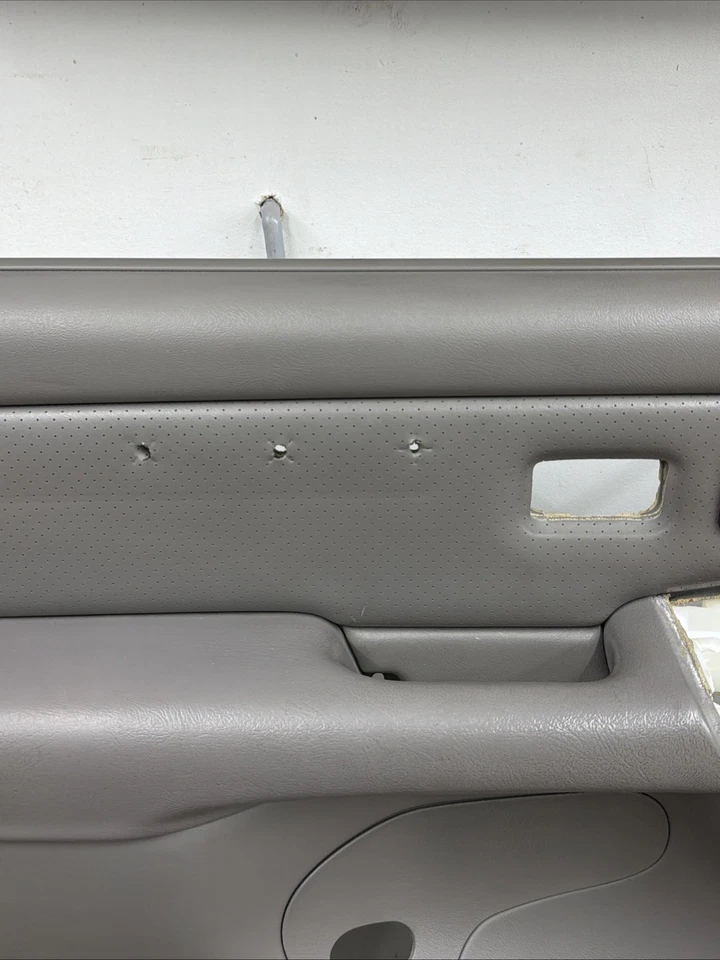 03-07 Cadillac Escalade Chevy GMC Juego de paneles de puertas delanteras eléctricas OEM peltre Foto 4 de 4