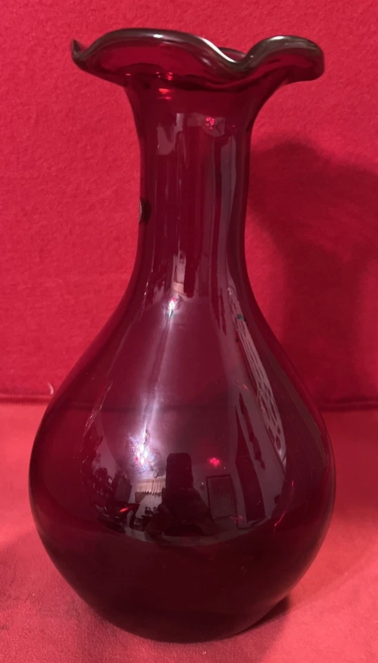 VTG. Anchor Hooking Glass Royal Ruby Red Vase W/Ruffle Rim Made In Italy 8.5” - Image 2 of 4