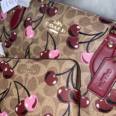 Coach Cherry Print Set New