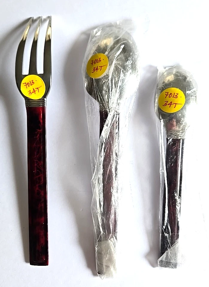 Mikasa Cubiertos Acero Inoxidable 18/8 Borgoña Mármol Cuchara Tenedor Lote Japón Nuevo Foto 3 de 3