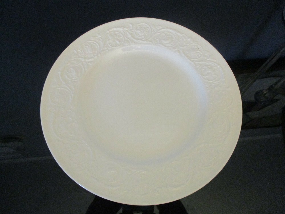 Wedgwood Patrician Embossed Ivory Floral Vine 13.8 Inch Platter Chop Plate