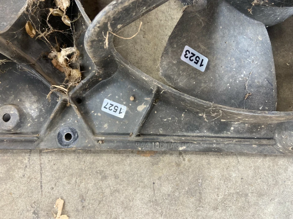 Ventiladores de refrigeración del radiador 3 aspas Porsche 924S 944 951 Turbo S2 968 Foto 2 de 4