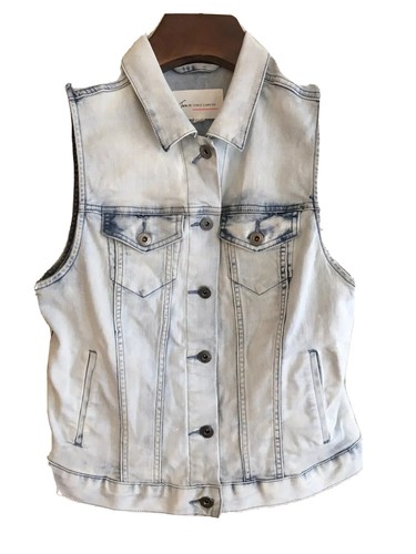 Blue Sleeveless Button Up Jean Jacket 