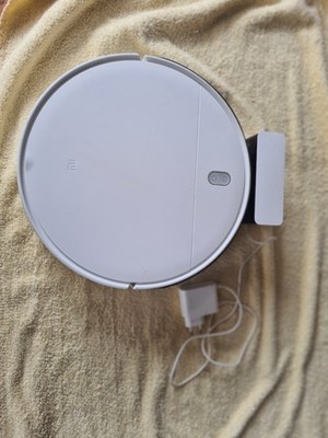 Xiaomi Mi Robot Vacuum-Mop Essential