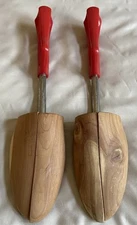 Red Handle Rochester Wood Shoe Travel Tree/Trees Size M-4