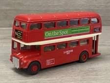 WELLY London Double Decker Red Bus Die-Cast Model Car Toy Collectible Pull Back