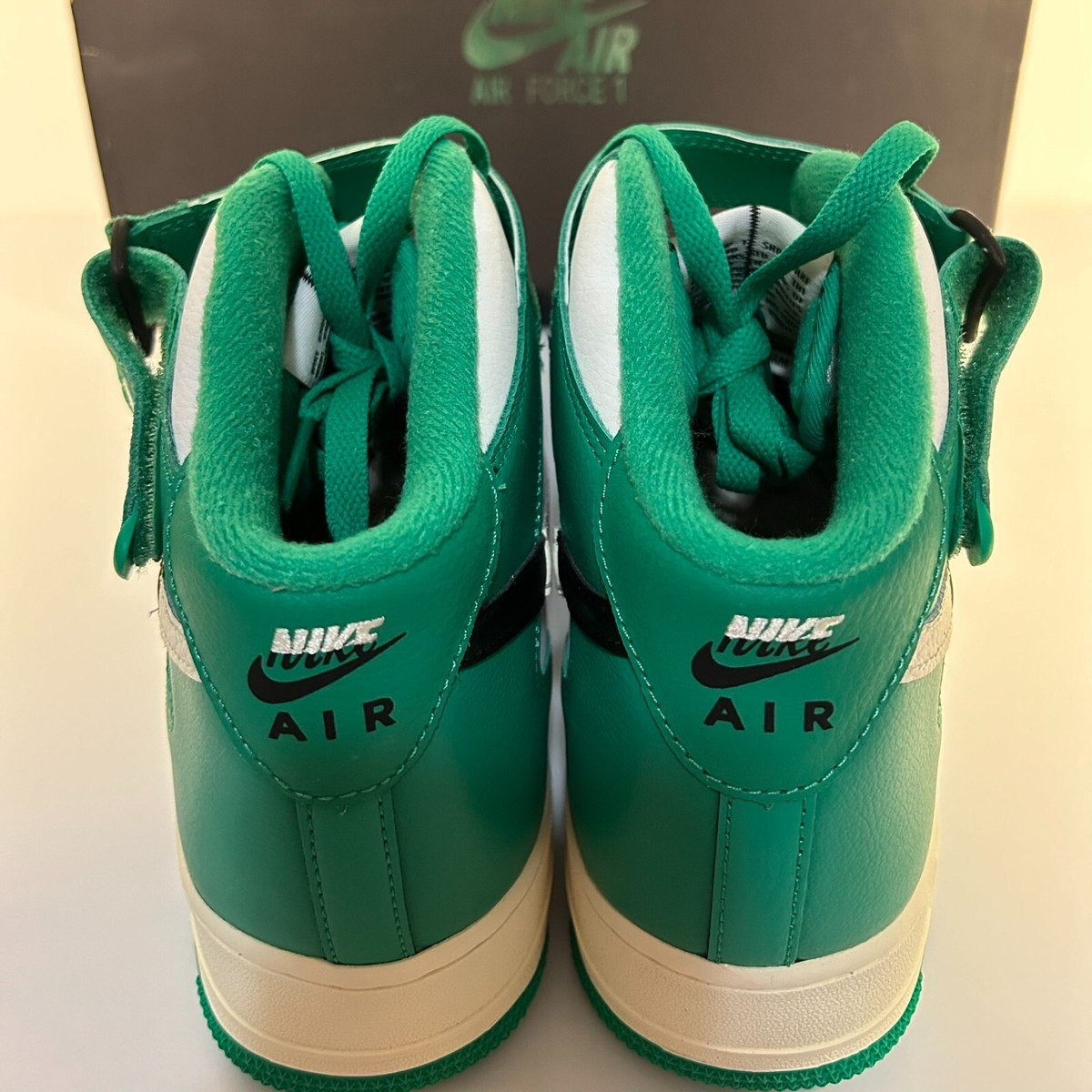 Green　1 Nike Air Jordan 1 Mid SE Oxidized Green (W) | Hype Clothinga
