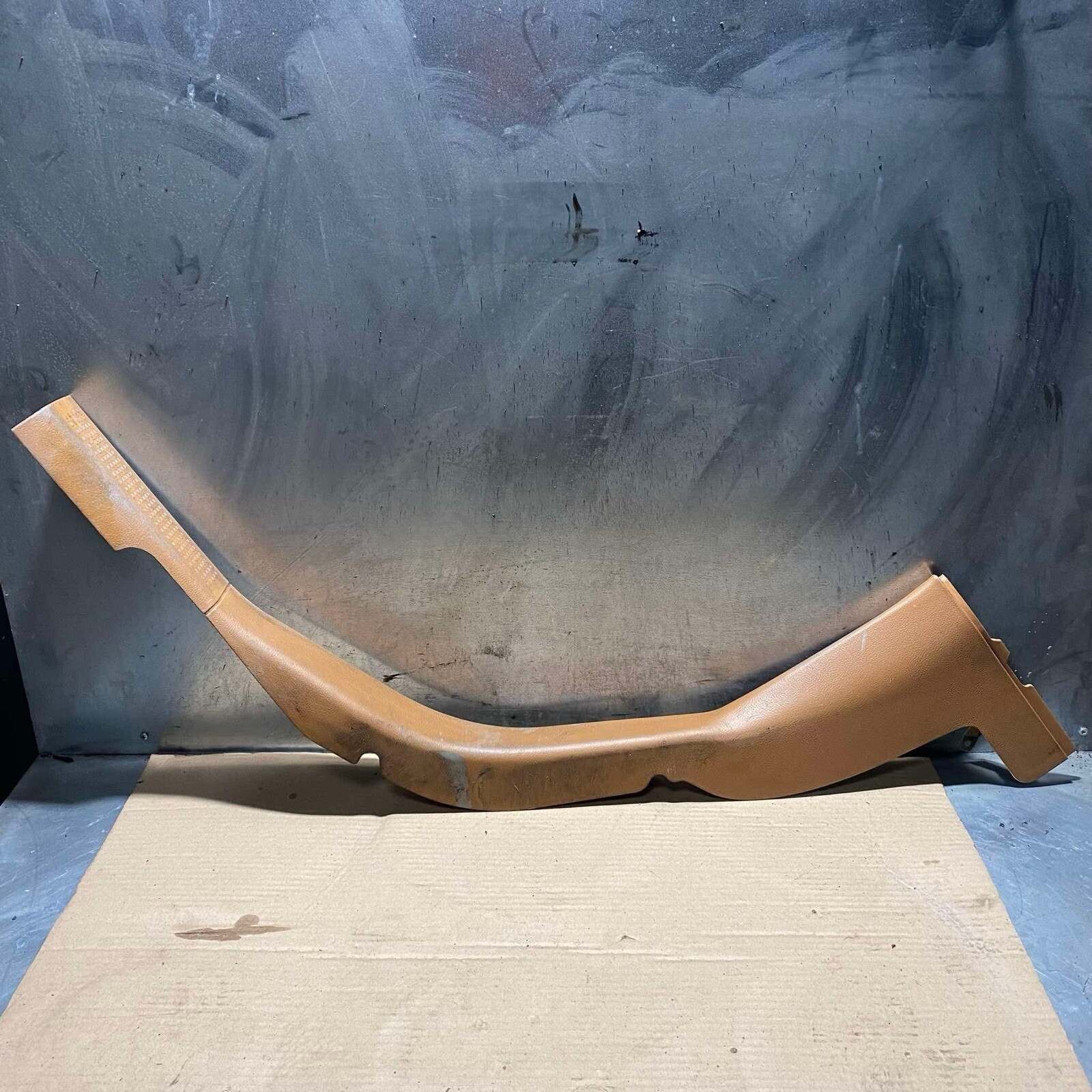 Audi A8 D2 Quattro Interior Rear Right Door Sill Plastic Trim 4D0864608