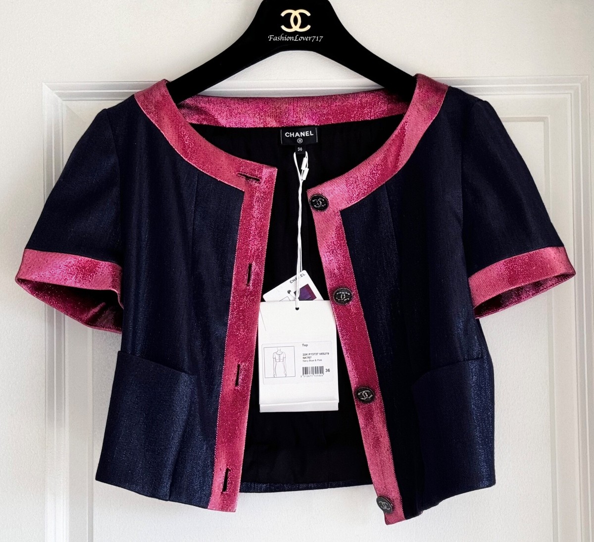 NWT 22K CHANEL METALLIC NAVY BLUE PINK CC BUTTONS CROP TOP JACKET