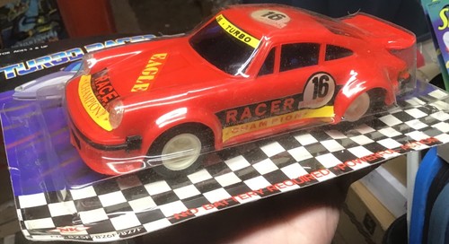 Auto sportiva vintage NK Turbo Racer FRICTION Porsche rossa giocattolo anni 80 - Foto 2 di 2