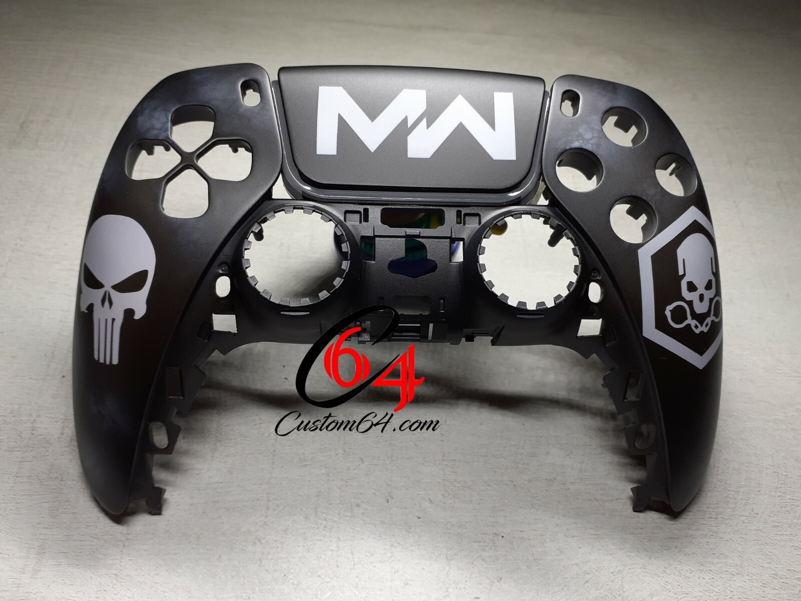 Coque manette PS5 custom Warzone en silicone noir mat pour joueur exigeant