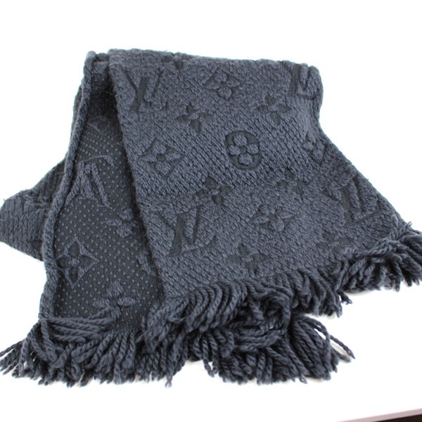 Louis Vuitton Reversible Black Wool Silk Thermal Scarf