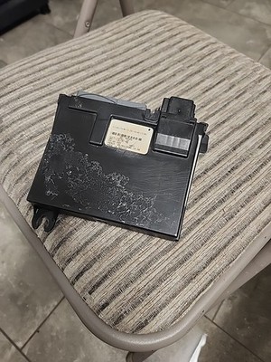 2003 - 2005 Lincoln Town Car Keyless Entry Control Module P 3w1t