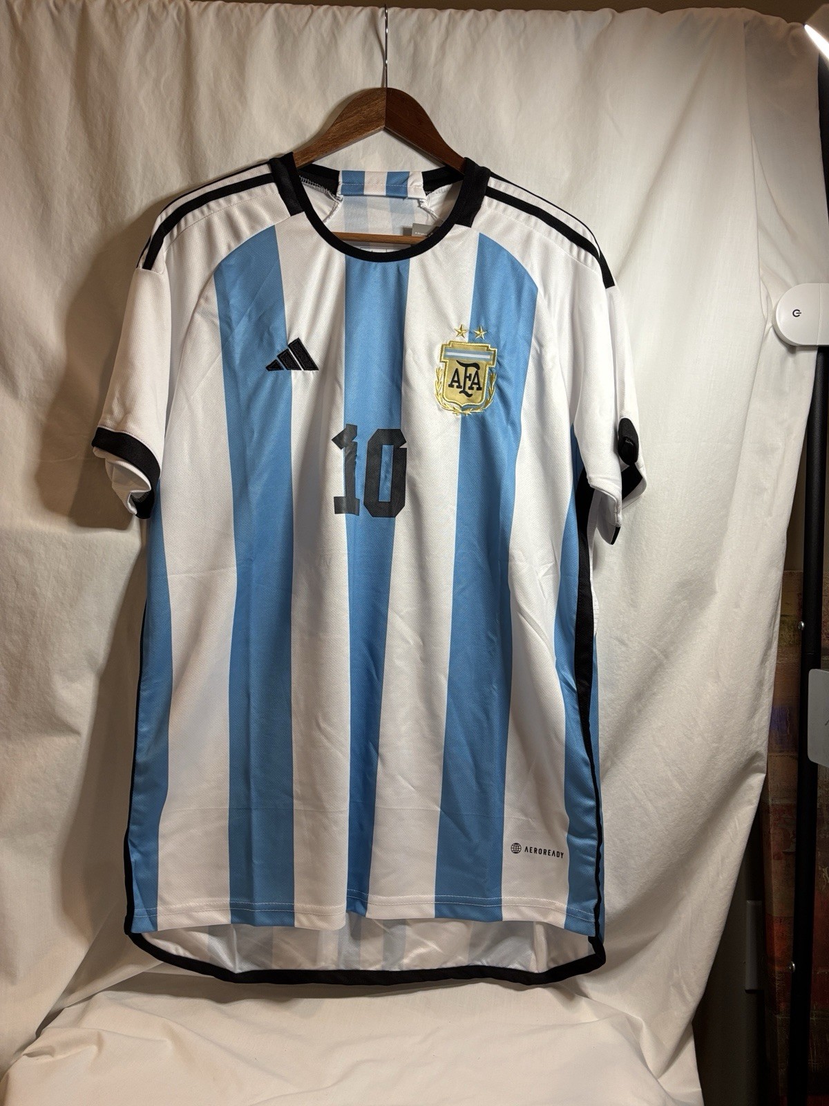 Adidas MESSI LIGHT BLUE & WHITE SCOCER Jersey, AFA  #10, NWT, Men’s Large