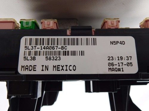 ✅ 05 - 06 Ford F-150 Fuse Junction Box Relay Power 5L3T-14A067-BC OEM - Picture 10 of 10