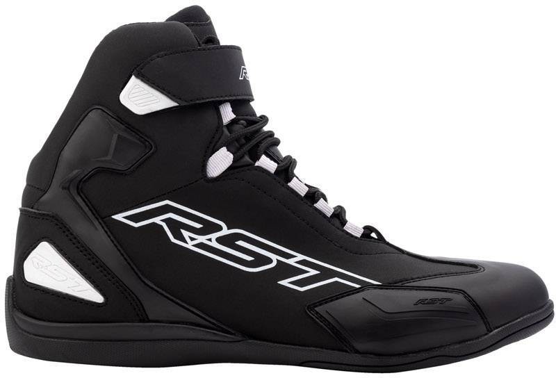 Bottes RST Sabre idéales pour vos sorties moto le week-end
