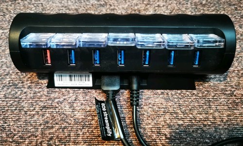 Streamplify HUB CTRL 7 USB Hub with RGB LEDs and 2.0A Charging - Boxed- Free P+P - Afbeelding 3 van 11