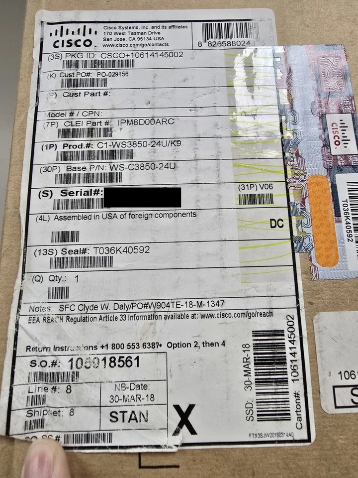 Cisco C1WS3850-24U/K9 3850 - w/ C3850-NM-4-1G, PWR-C1-1100WAC WS-C3850-24U-E-NOB - Image 3 of 4