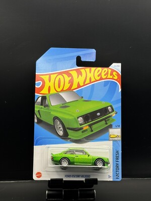HOT WHEELS 2024 FORD ESCORT RS2000 INTERNATIONAL STH W/ PROTECTOR BUNDLE