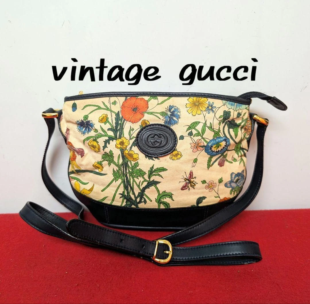 Gucci shoulder bag old Gucci Flora pochette Inner pocket Gold hardware USED