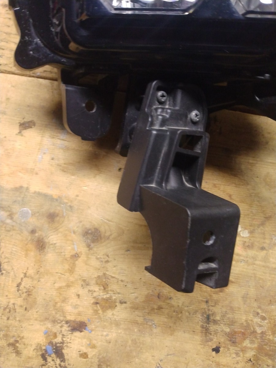 OEM 20 21 MITSUBISHI OUTLANDER SPORT PASSENGER RH RIGHT FOG TURN