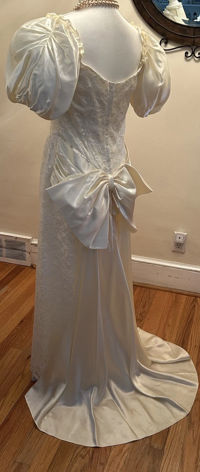 OFF WHITE Abito da sposa vintage Union Made USA pizzo TG11 12 colore bianco sporco ottima qualità