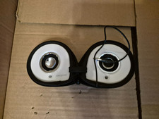 Creative Small Outdoor Portable Speakers Closeable Case