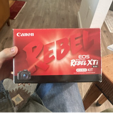Canon EOS Rebel XTi Digital SLR 10.1MP 3x Zoom Autofocus Black Camera