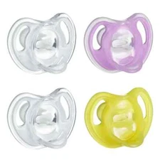 Tommee Tippee Ultra-Light Silicone Pacifier, BPA Free, 6-18m, 4 Count