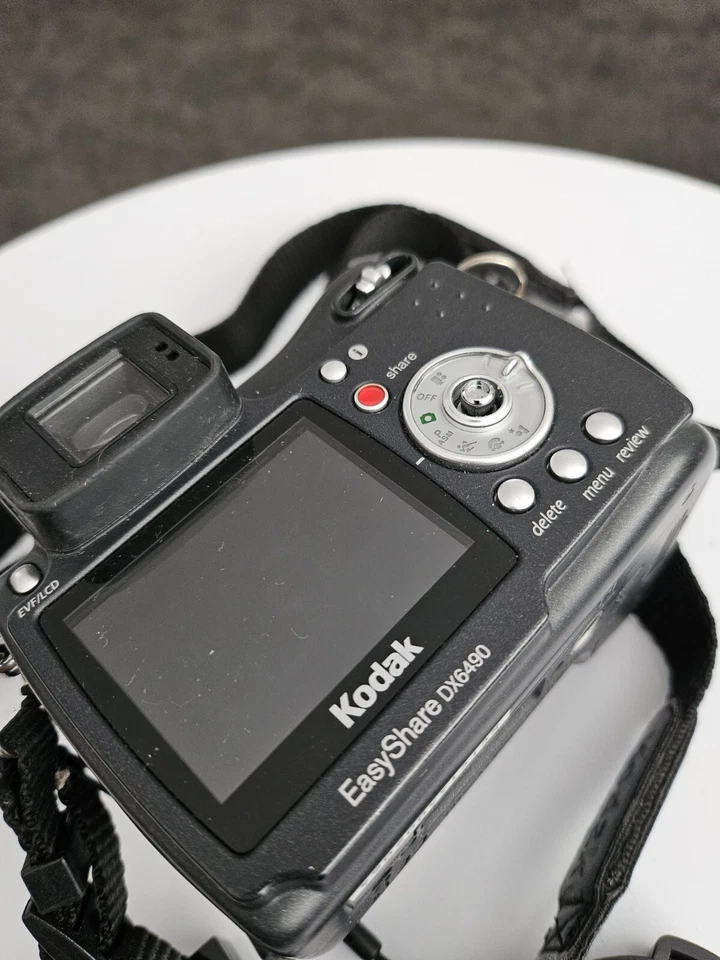 Kodak EasyShare Camera DX6490 - Image 4 of 4
