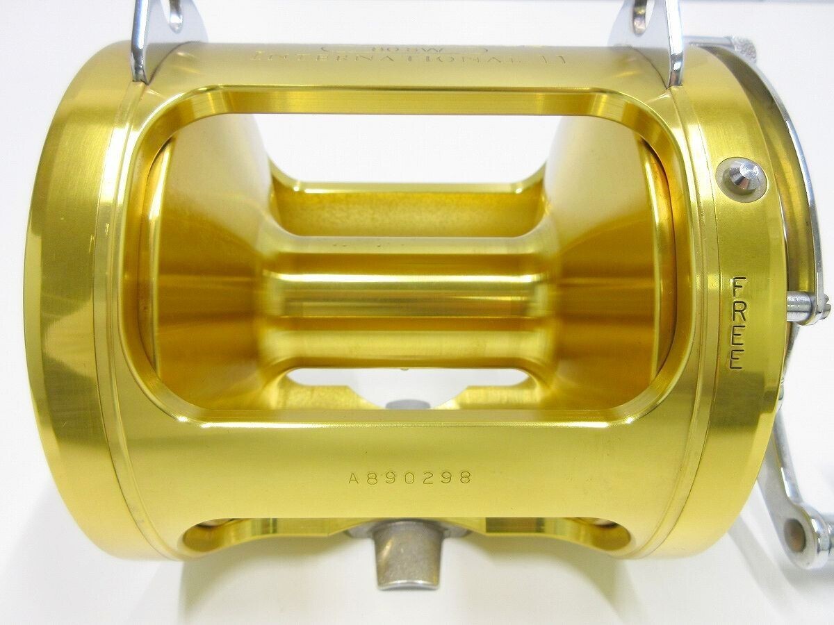 PENN INTERNATIONAL II 80SW 2-SPEED SALTWATER LEVER DRAG