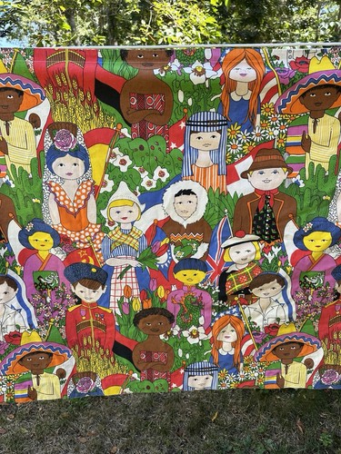 Vintage 70’s Children Of The World Curtain Lined Panel Fabric/Craft Upcyle - Picture 3 of 15