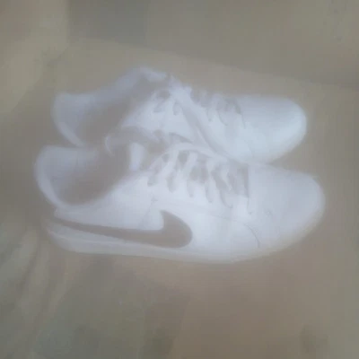 Nike Air Force 1 '07 Scarpe Sportive per Uomo - Bianche/Nere, EU 43