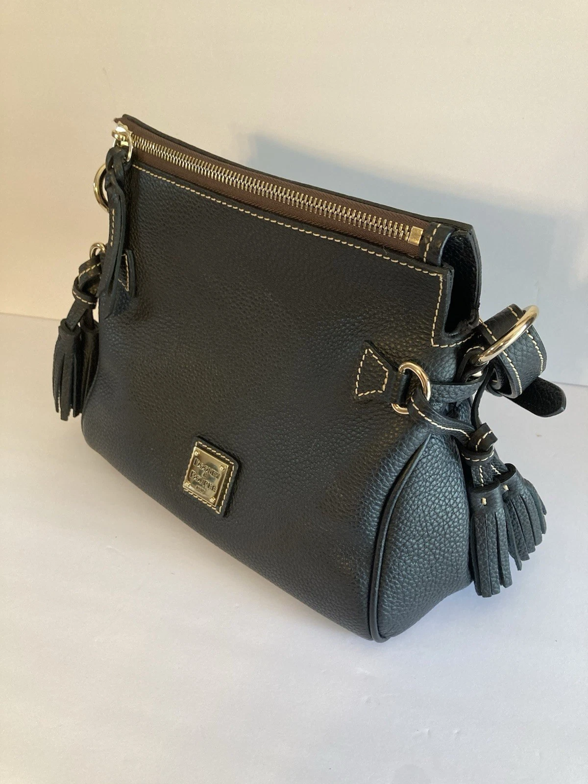 Dooney & Bourke Black Full Size Arm Pebble Shopper Purse - New without tags