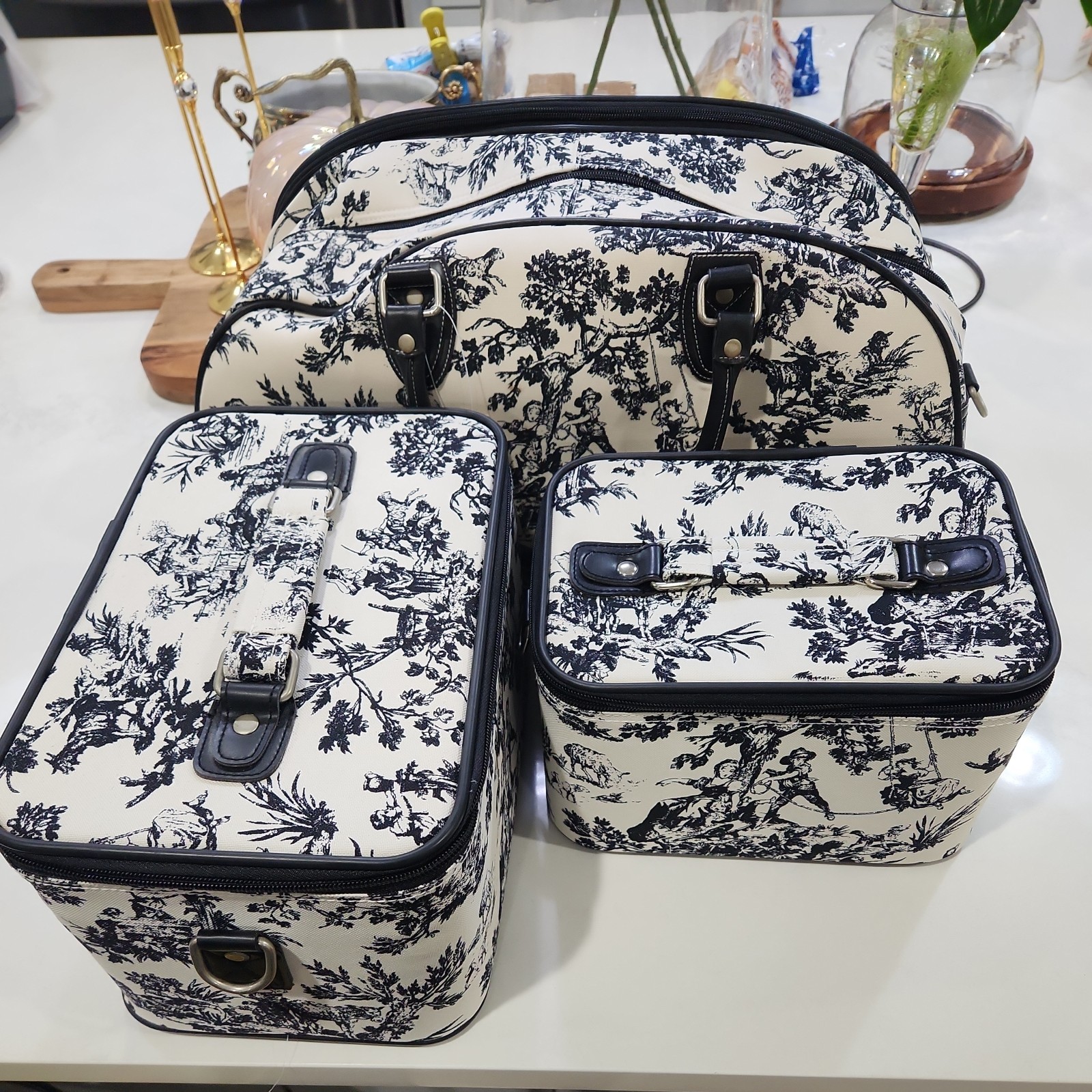 Totes Hand Bags 3 Pieces 20", 12", 10"