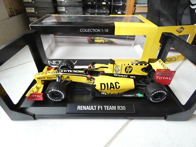 Renault F1 Team R30 Robert Kubica #11 2010 1/18 Norev F1 Formule 1