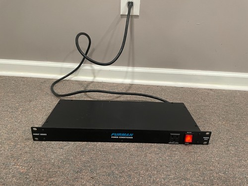 Furman M8 8 Outlet Power Conditioner and Surge Protector