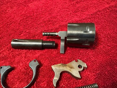 H&R 732 Cylinder-Barrel-Trigger Assembly-Hammer-Guard-Hand-Pins