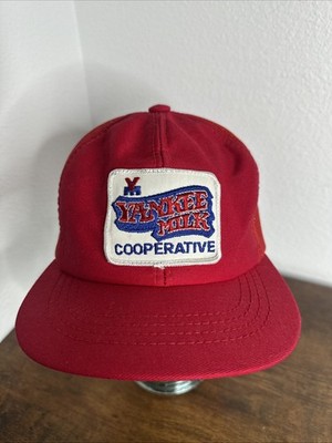 Vintage Yankee Milk Cooperative Cabot Creamery Red Hat Cap Farms Cows Trucker