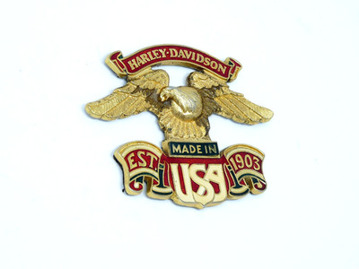VINTAGE HARLEY DAVIDSON LARGE MADE IN USA EST. 1903 EAGLE WINGS MEDALLION NICE!