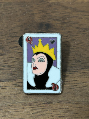 Snow White Evil Queen Villain Playing Card Disney Pin #102292  Disneyland Resort